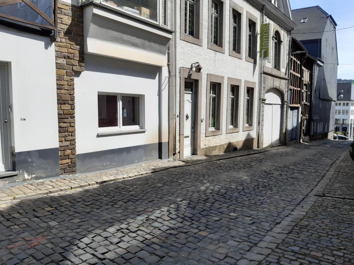 Chez Therese Stavelot Buitenkant foto